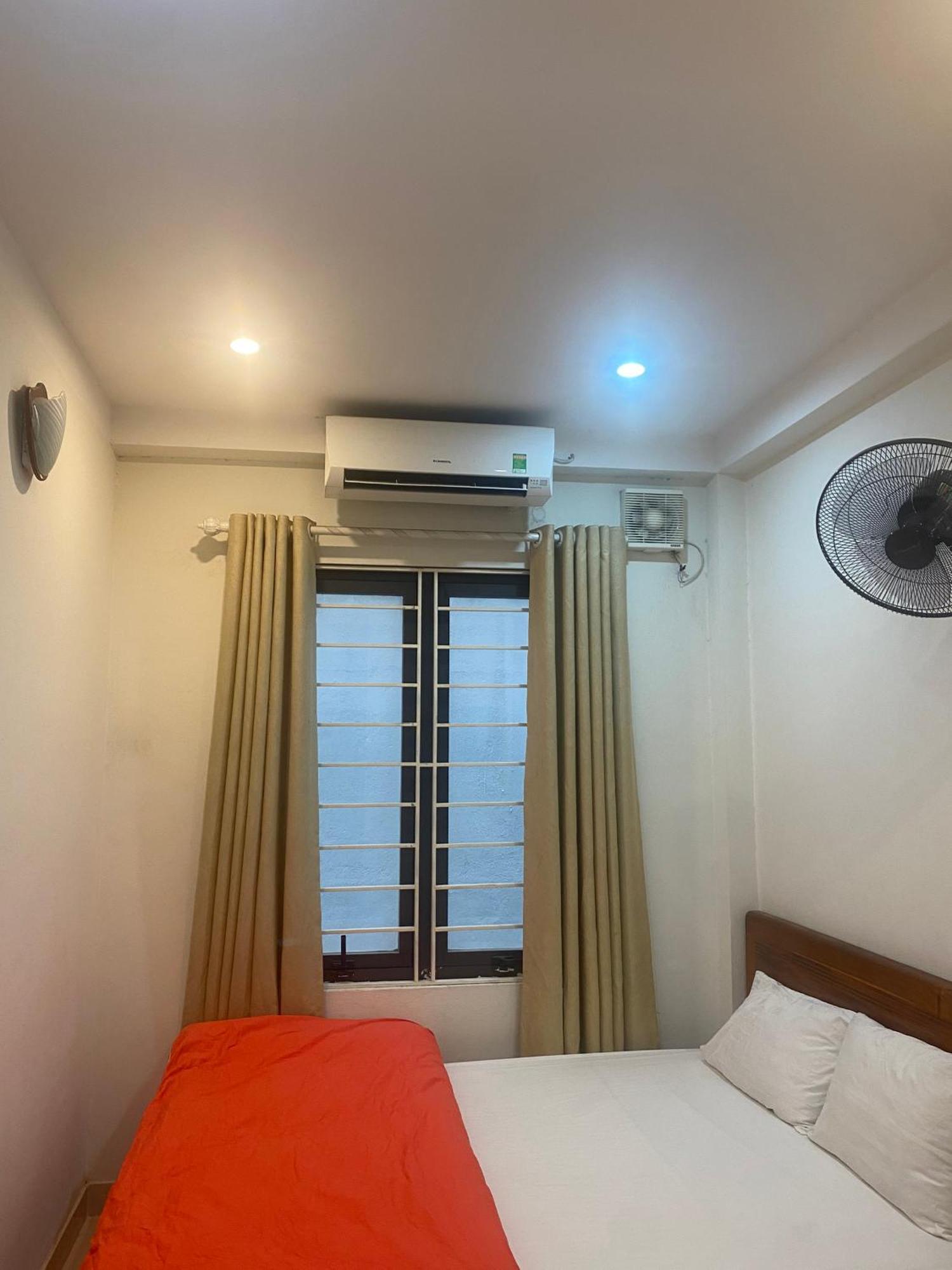 Nam Cuong Motel - Phong Don Co Cua So Thoang Mat Khep Kin - Thang May Hanoi Eksteriør bilde